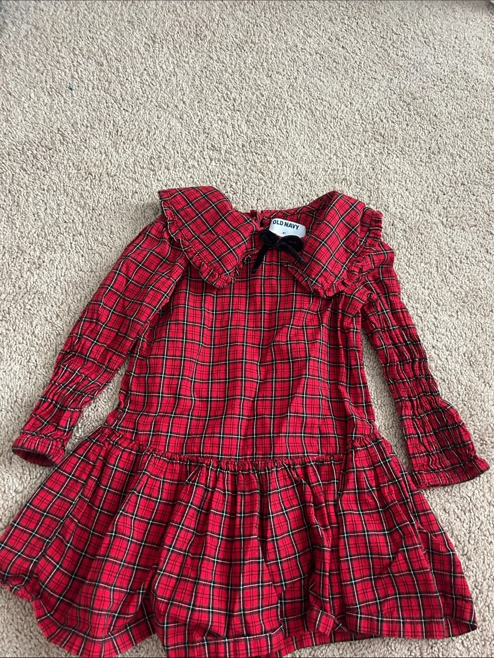 3T Old Navy Dresses
